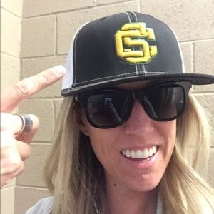 Meet your Posher, Carrie